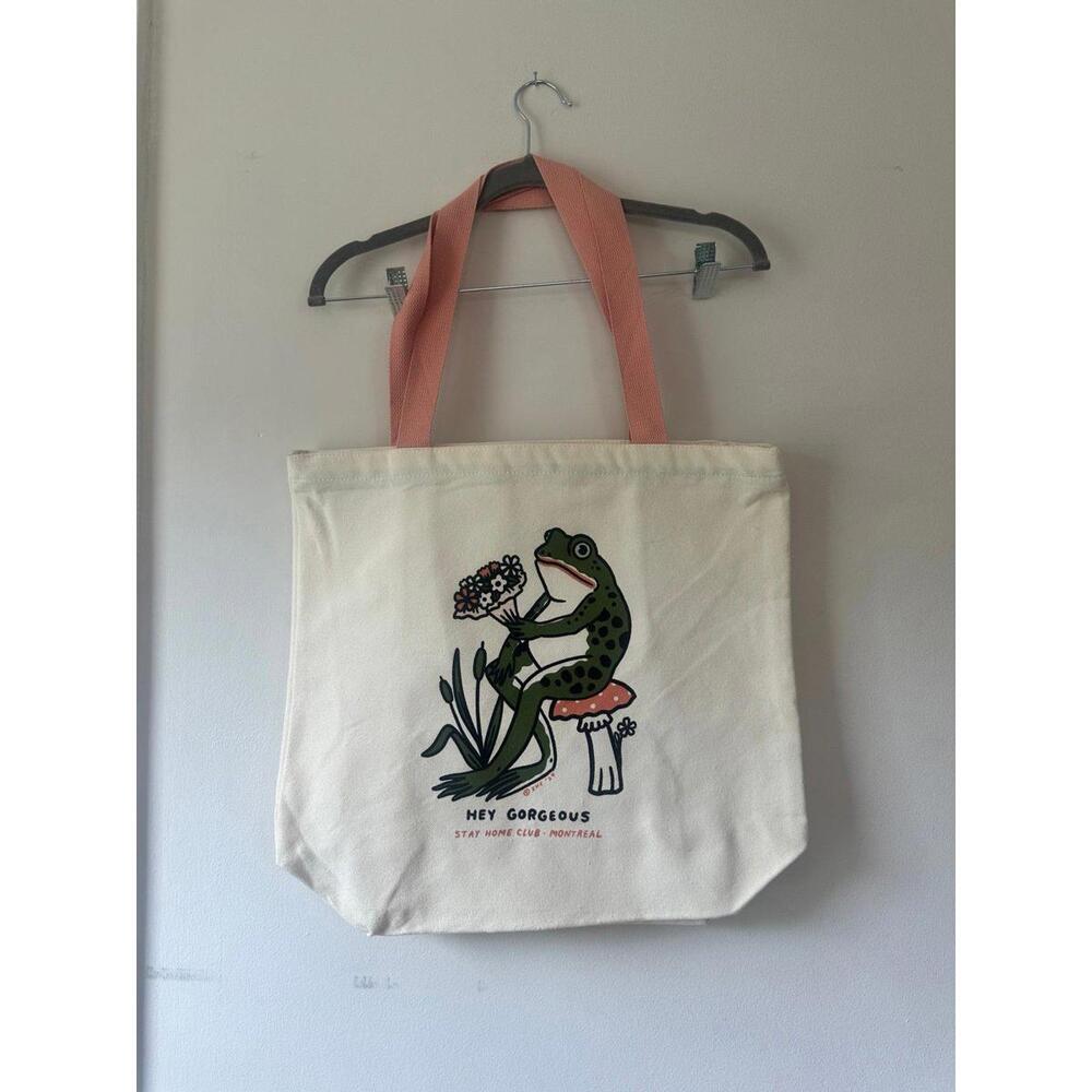 Stay Home Club Hello Gorgeous Frog Big Zip Tote